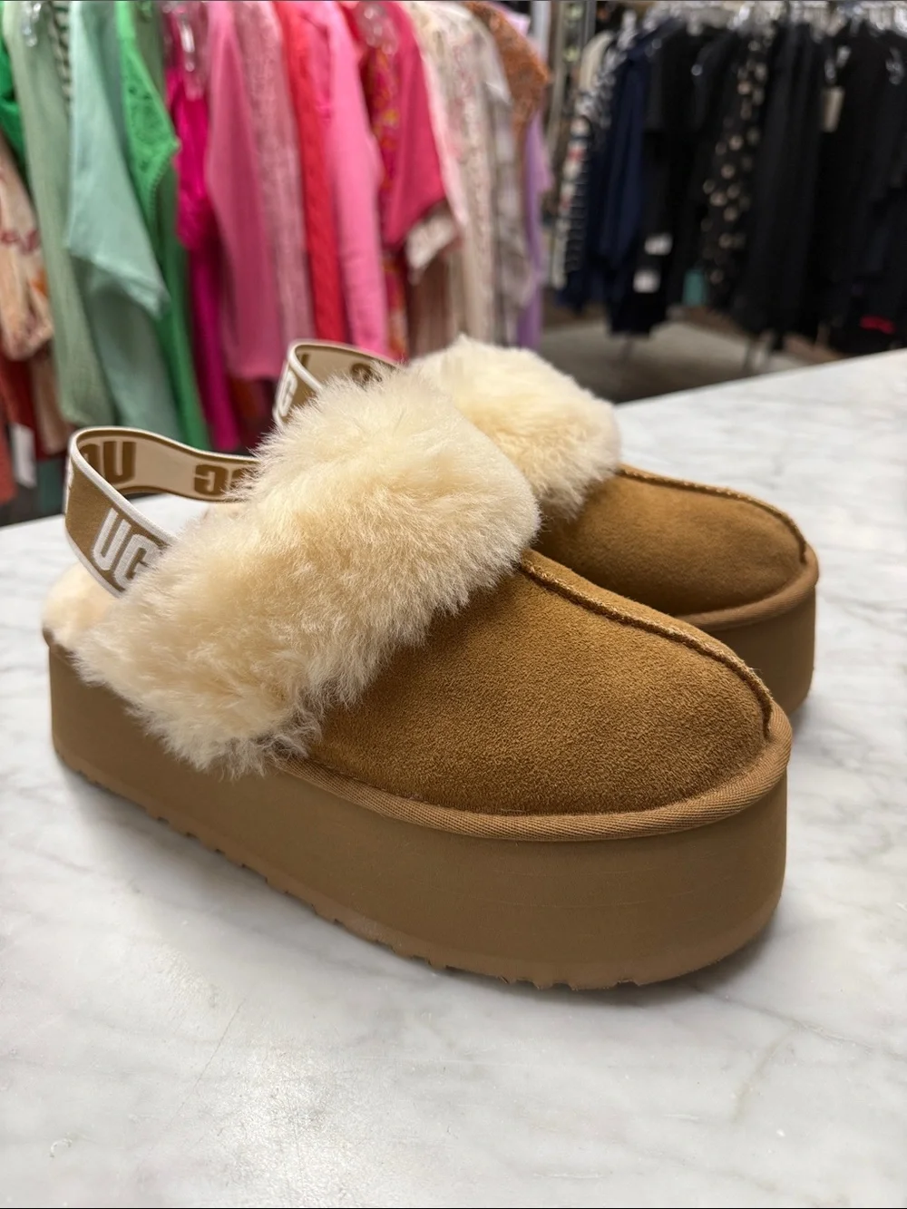 UGG NIB Women's Funkette Platform Suede Slippers in Chestnut Size 9